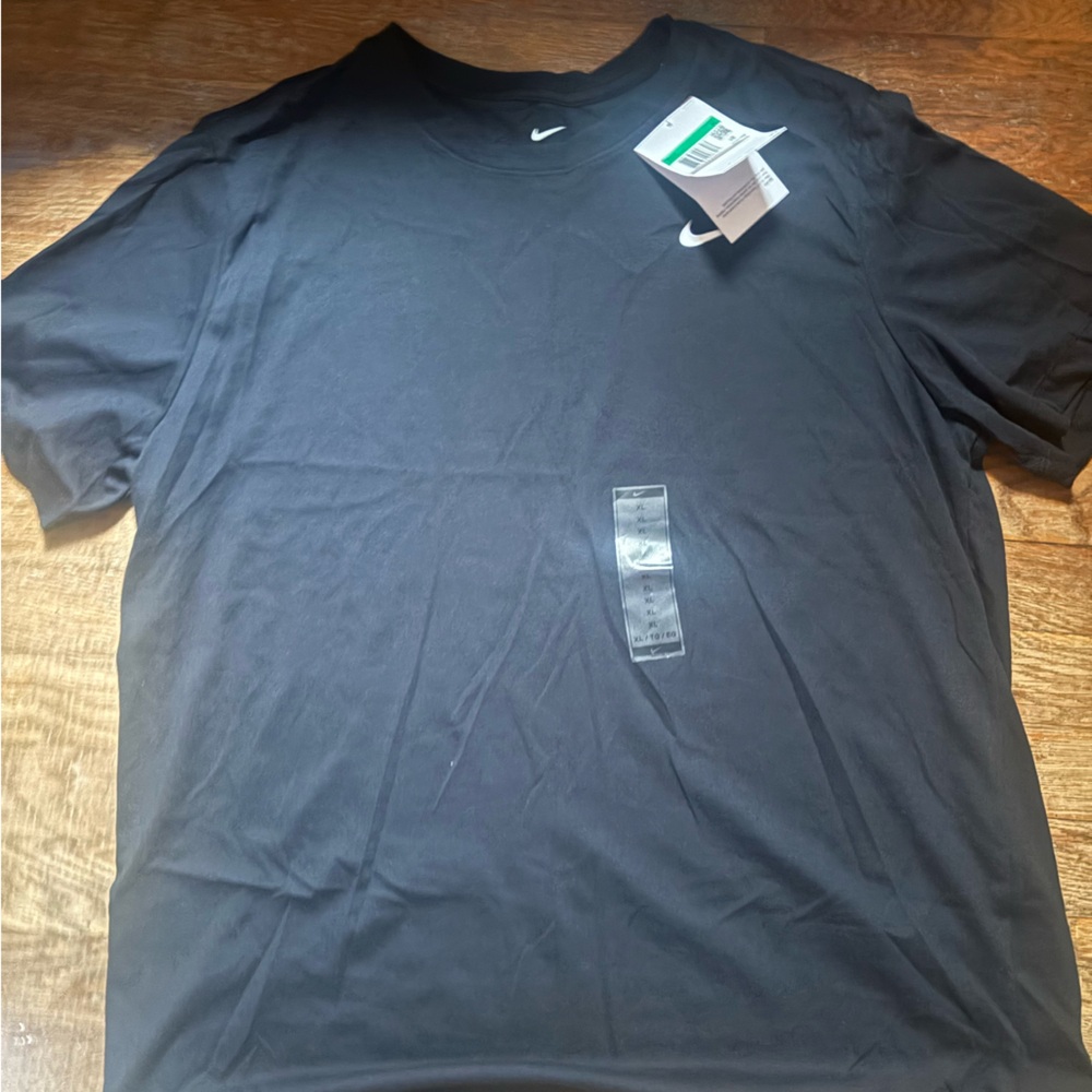 Nike Black Short Sleeve Men's Tee